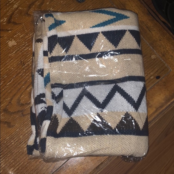 🛍️#320 Tan Tribal Print CardiganSweater - Picture 6 of 6